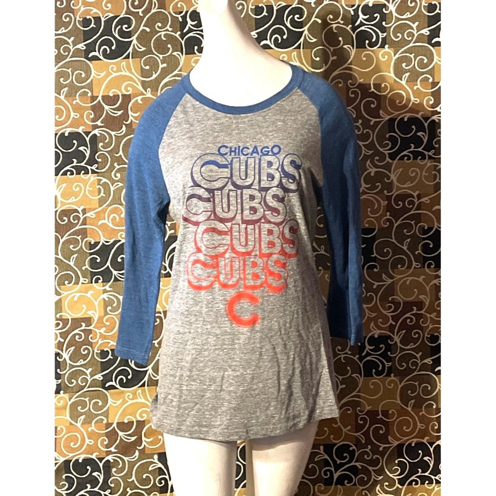2011 Chicago Cubs 3/4 Sleeve Gray and Blue T-shirt Graphic Print Genuine Merch - Picture 2 of 8